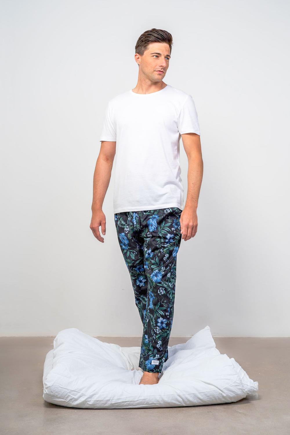 Men's midsummer pyjama bottoms set for men worn by model